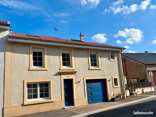 Maison Entrange 211m²