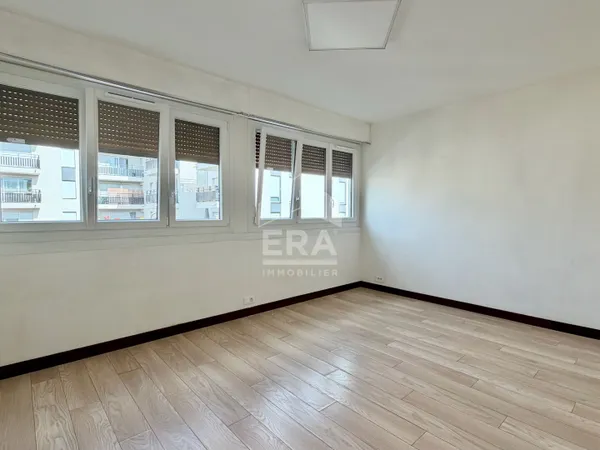 Studio 1 pièce 31 m²