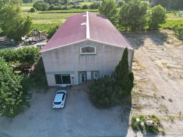 Entrepôt 1 pièce 750 m²