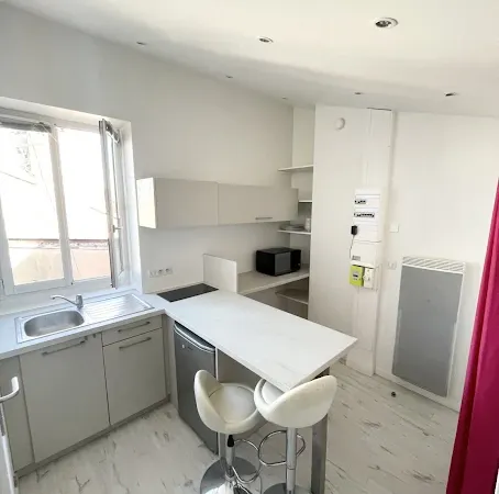Studio 1 pièce 17 m²