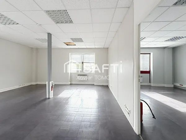A LOUER BUREAUX