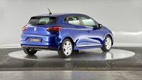 Renault Clio 1.6 E-Tech 140ch Zen -21 — photo 5