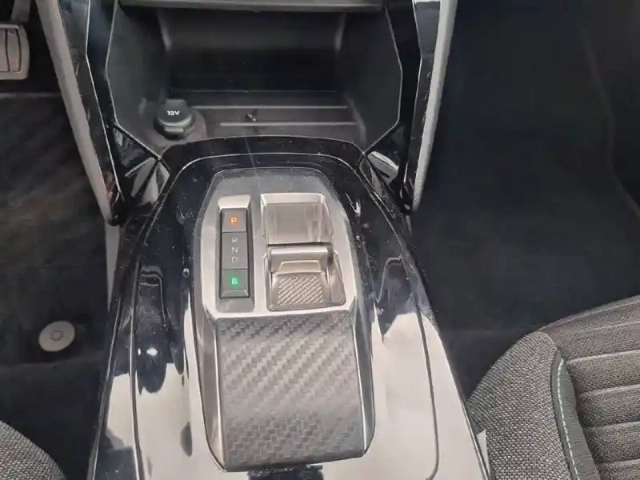 Peugeot 208 electrique 50 kwh 136ch — photo 14