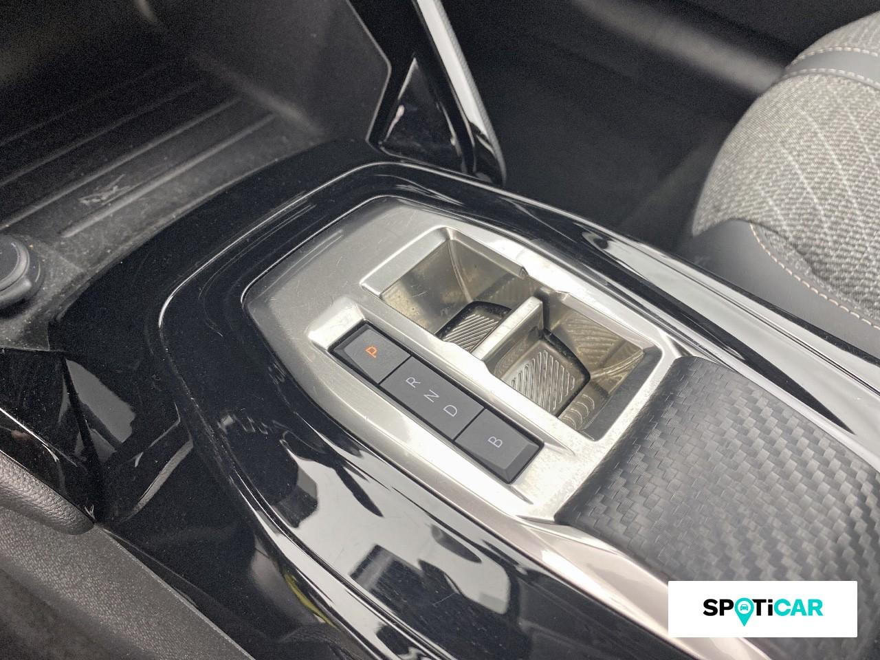 Peugeot 208 e-208 136ch 50 kwh allure — photo 14