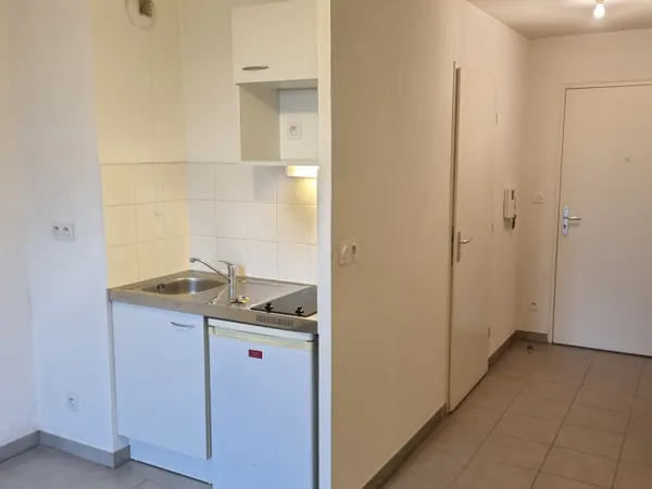 Studio 1 pièce 19 m²