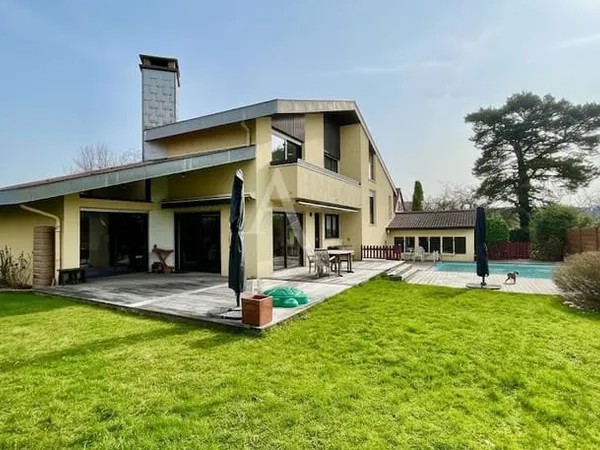 Maison 9 pièces 190 m²