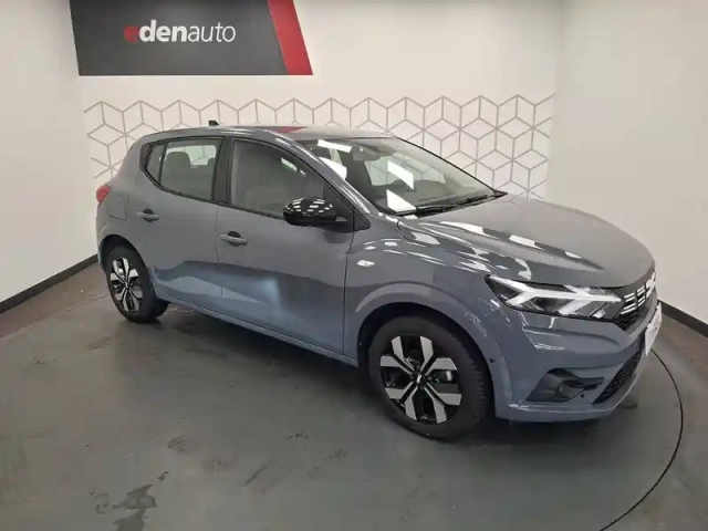 Dacia Sandero tce 90 gsr2 — photo 9