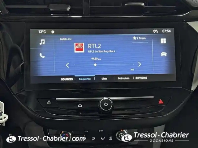 Opel Corsa 1.2 turbo 100 ch bvm6 edition — photo 11