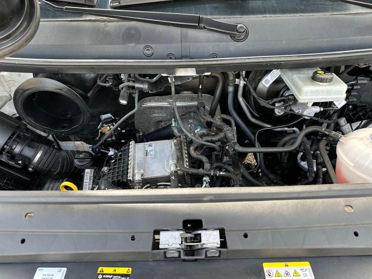 Volkswagen Crafter van 35 l3h3 2.0 tdi 140 ch business — photo 13