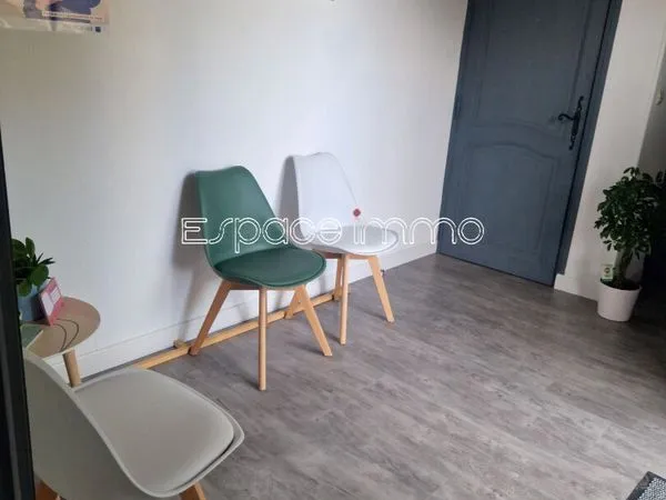 Bureaux 13 m² MONTVILLE
