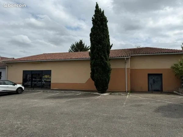 Local commercial 435 m²