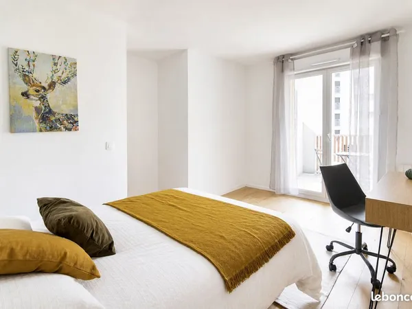 Chambre chaleureuse de 12m² -G011