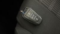 Peugeot 308 1.2 PureTech 110ch E6.c S&S Allure 5cv — photo 16