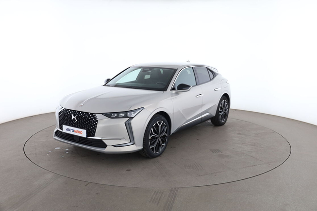 DS Automobiles DS4 1.6 E-Tense Hybride Rivoli EAT8