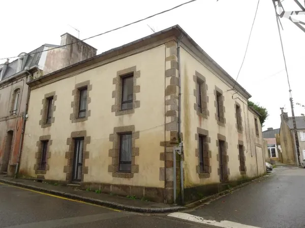 Maison 8 pièces 198 m²