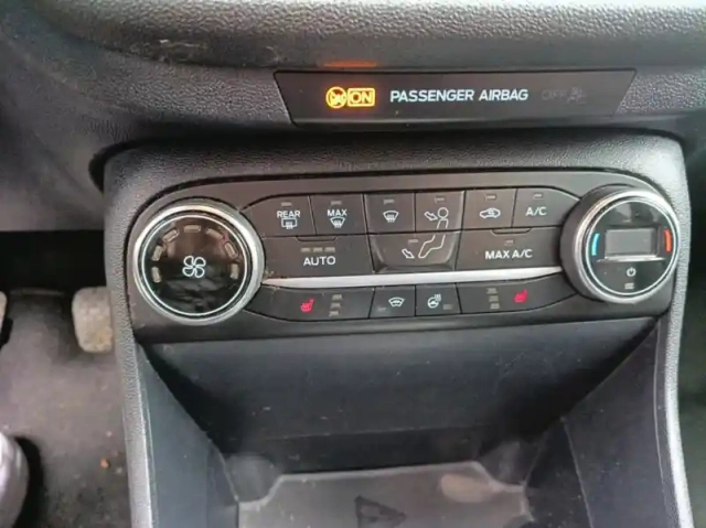 Ford Fiesta active 1.0 ecoboost 95ch — photo 5
