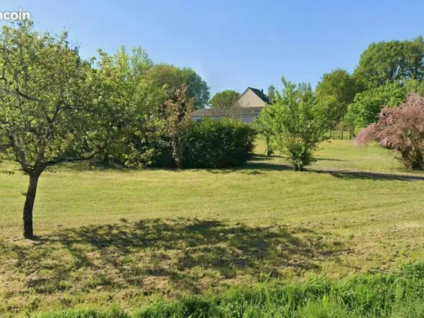 Terrain 694 m² Longue Jumelles