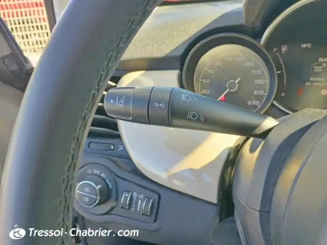 Fiat 500 x 1.0 firefly turbo t3 120 ch city cross — photo 17