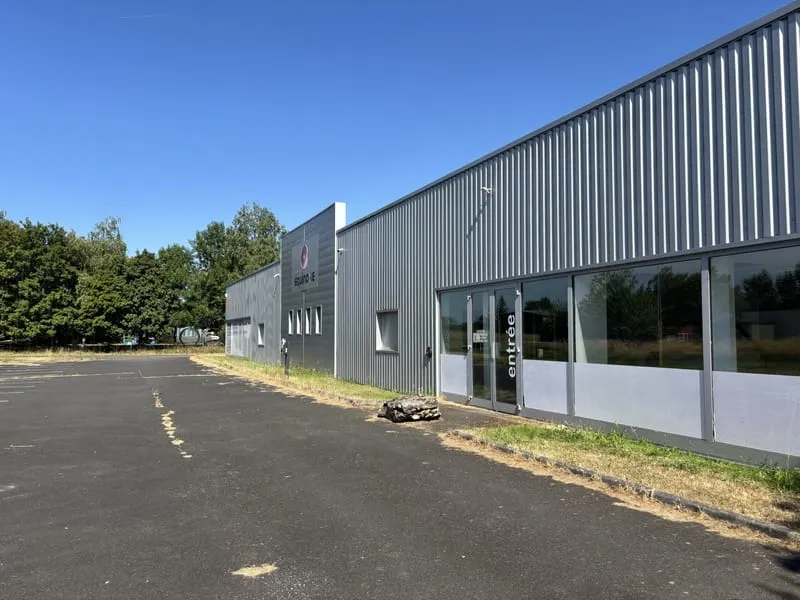 Toutes les annonces immobilier professionnel à Tauxigny-Saint-Bauld (37 ...