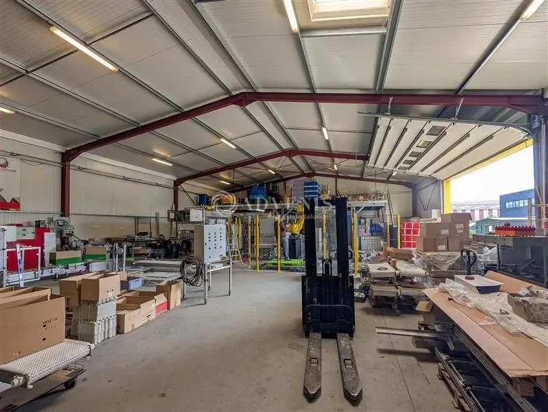 Tous les Local d’activité à vendre à Trémuson (22)