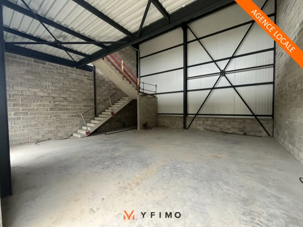 Tous les Local d’activité à vendre à La Falaise (78)