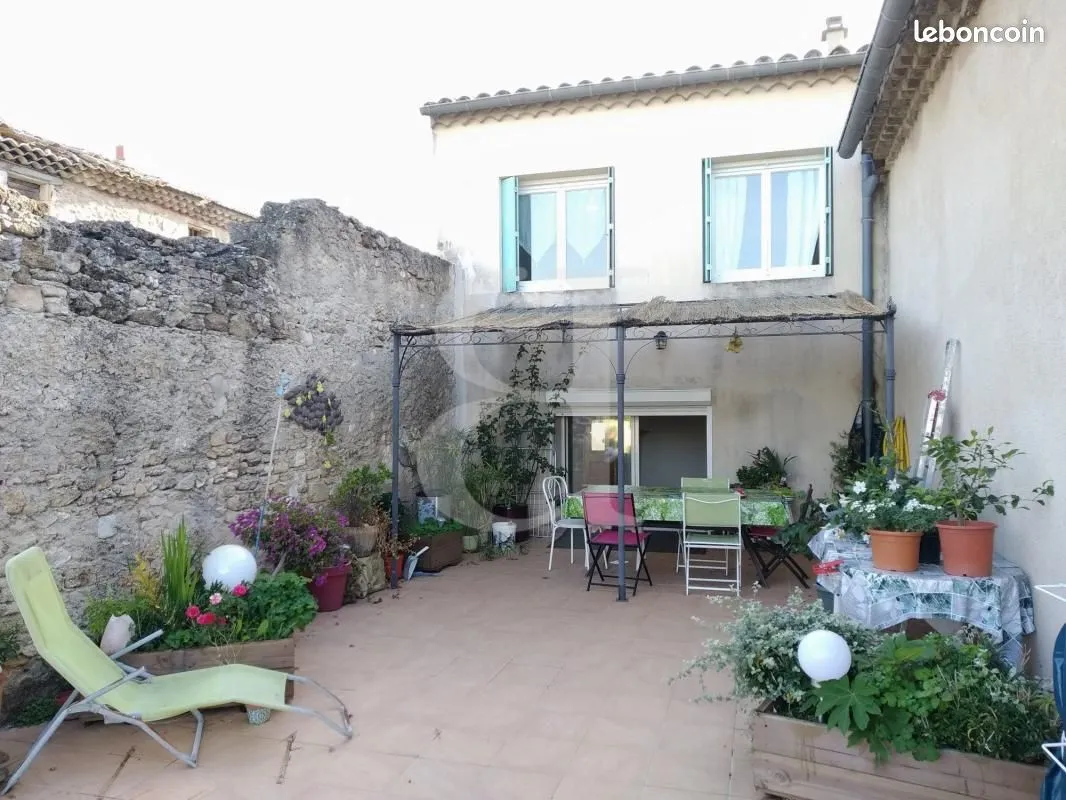 3713 Maison de village à vendre à La Baume-de-Transit (26)