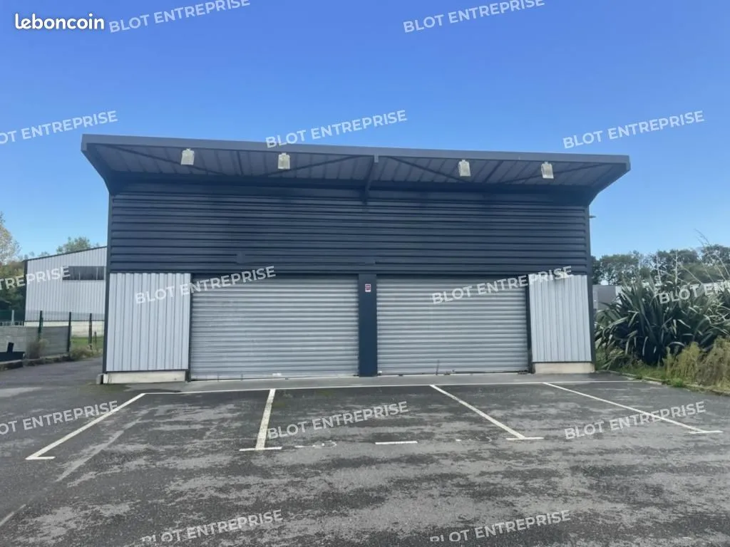 Tous les Local d’activité à vendre à Yvias (22)