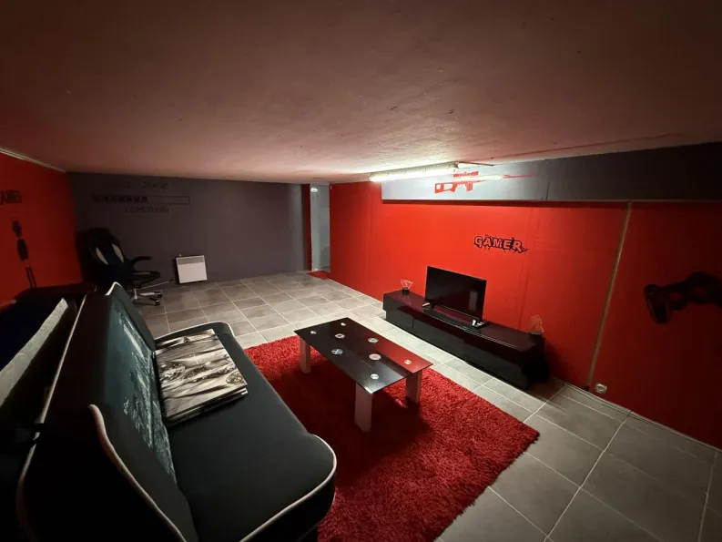 Photo 6