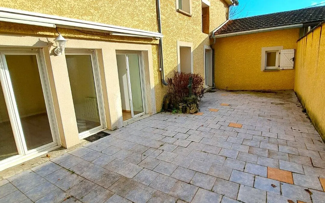 Photo 3