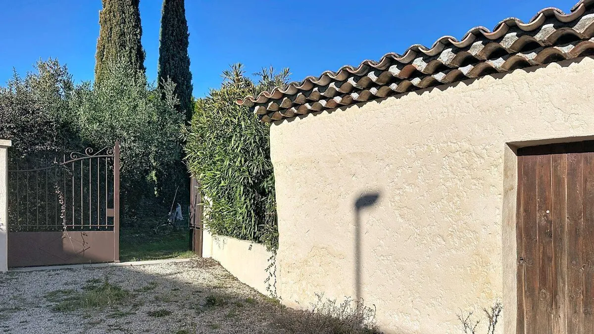 Photo 26