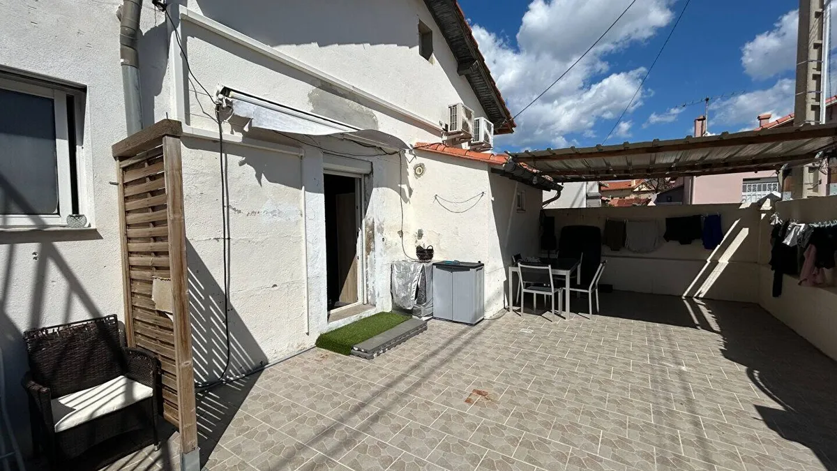 Photo 11