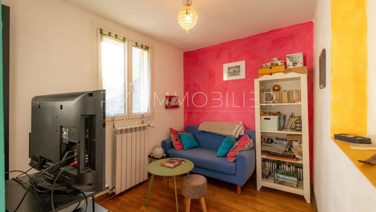 Photo 12