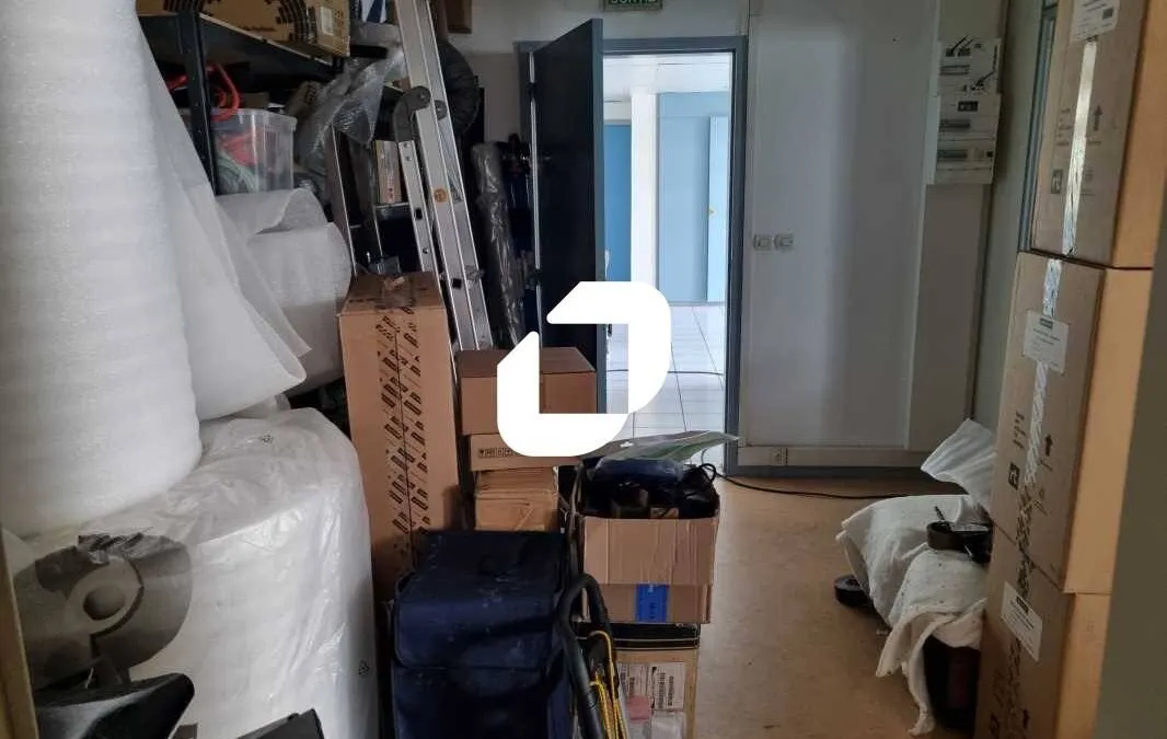 Photo 18