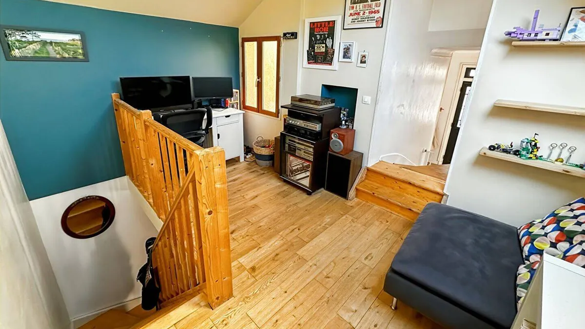 Photo 11