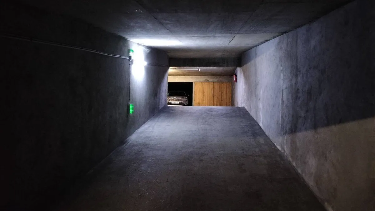 Photo 6