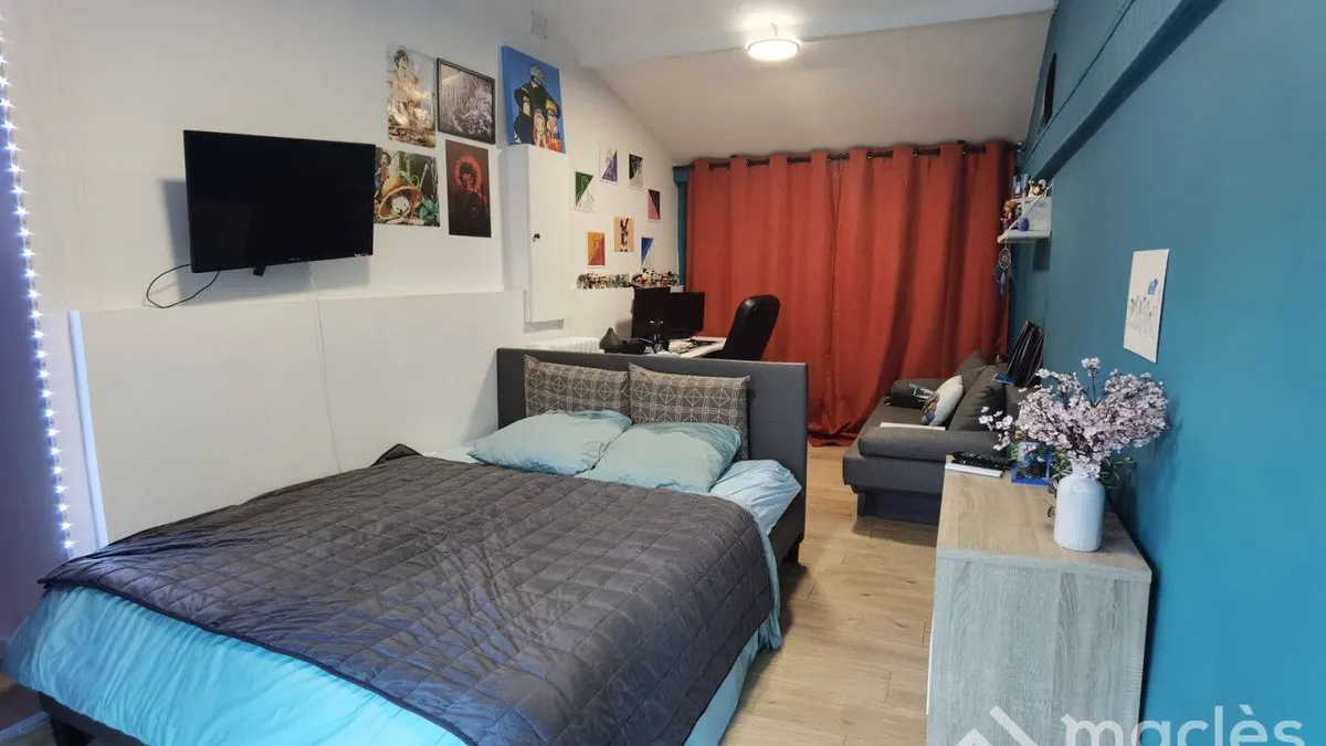 Photo 9