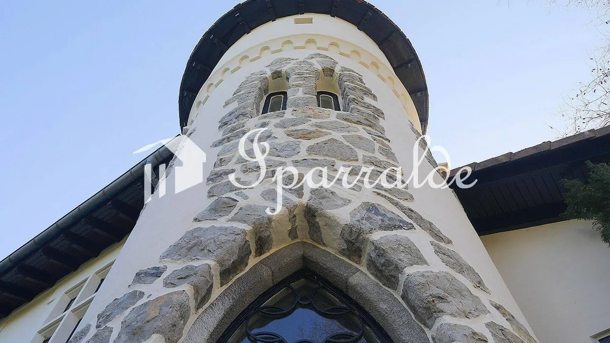 Photo 33