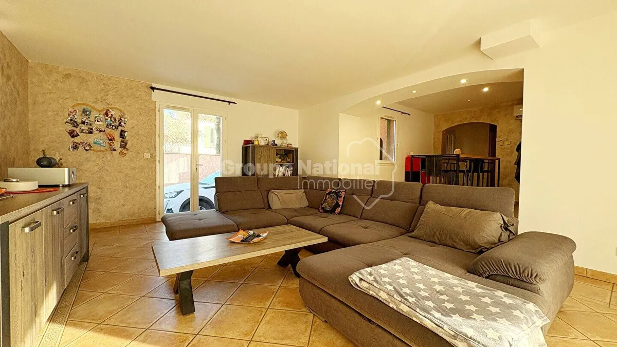 Photo 5