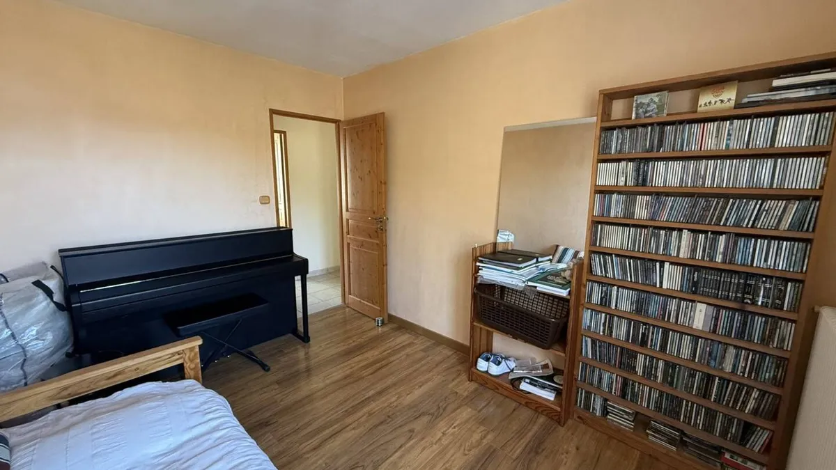 Photo 16