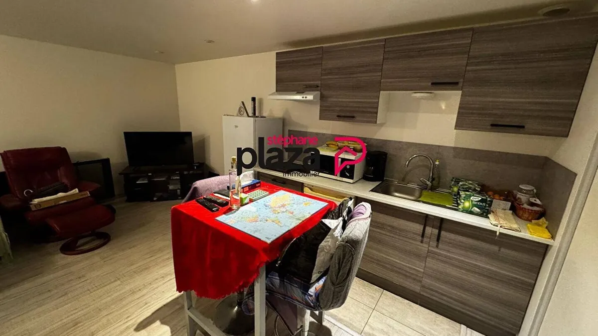 Photo 6