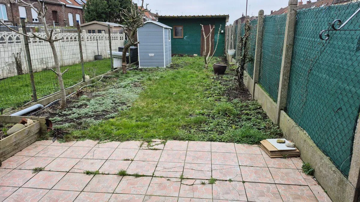 Photo 12