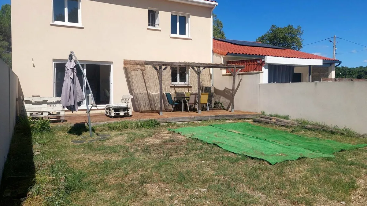 Photo 14