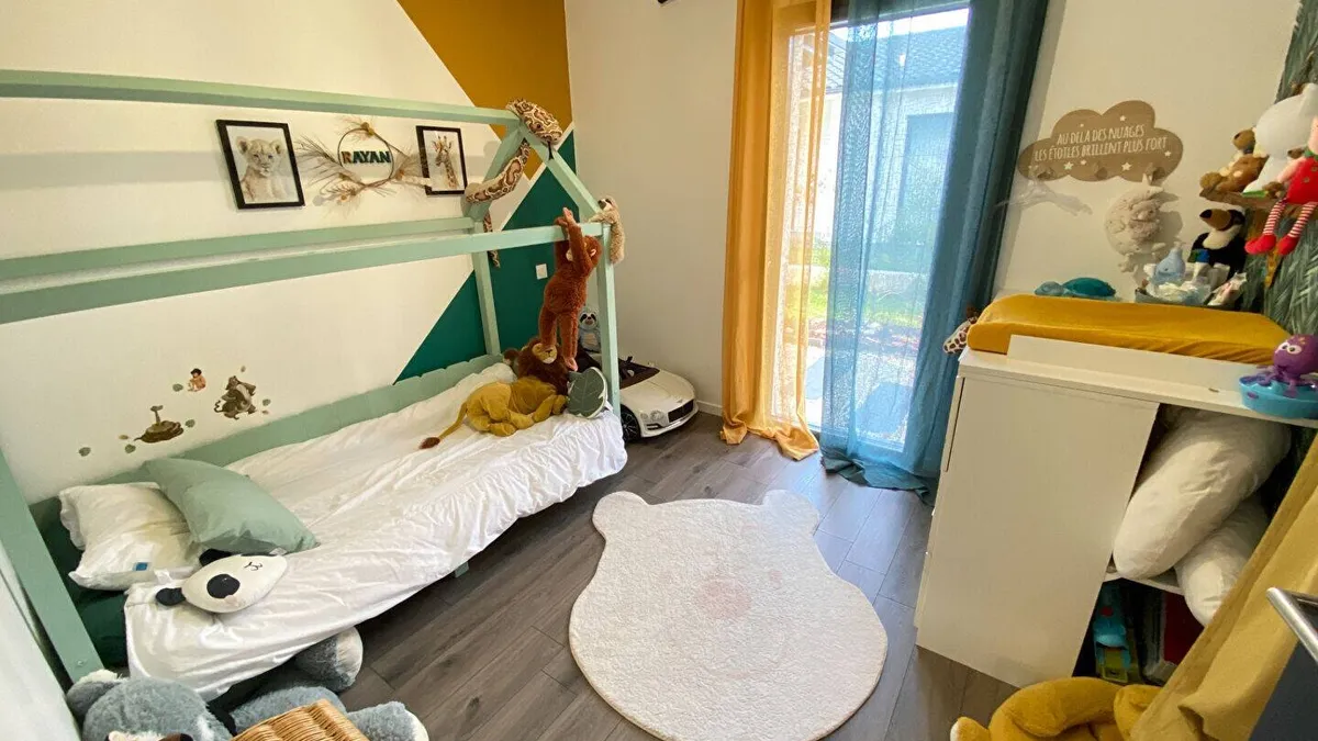 Photo 9
