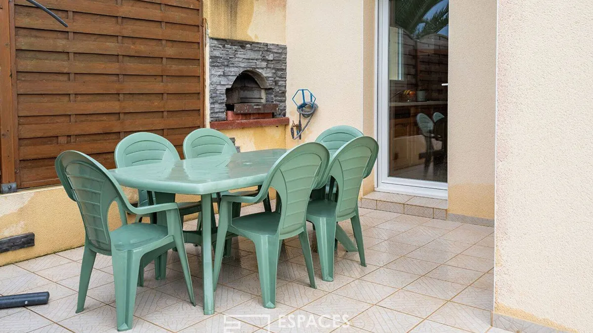 Photo 10