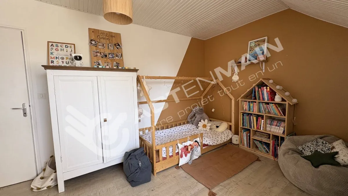 Photo 7