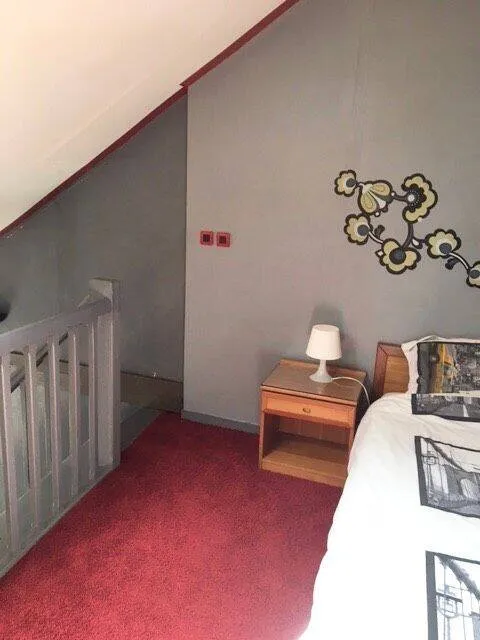 Photo 4