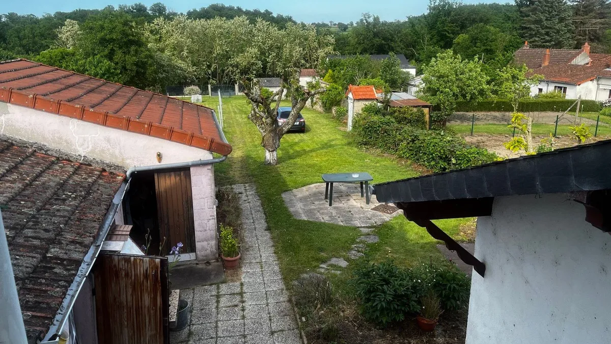Photo 27