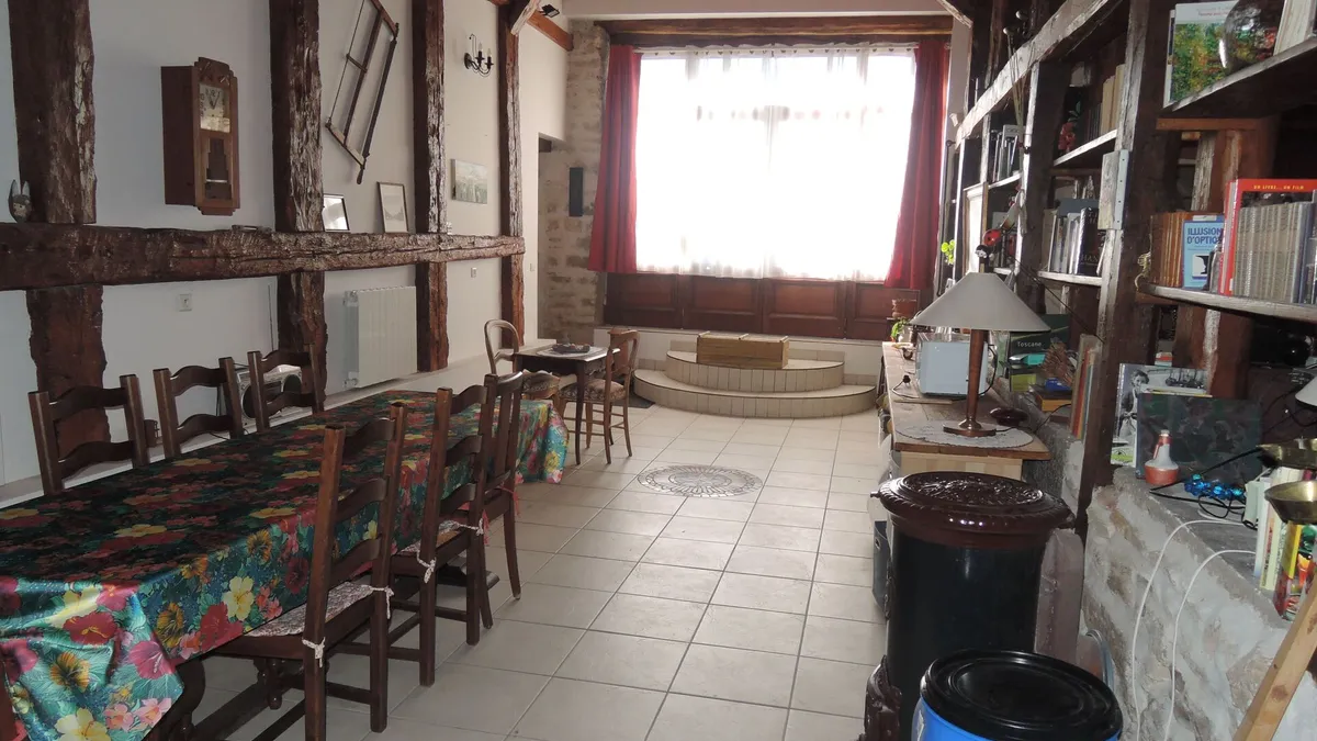 Photo 2