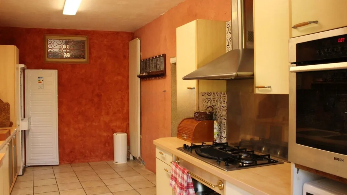 Photo 16
