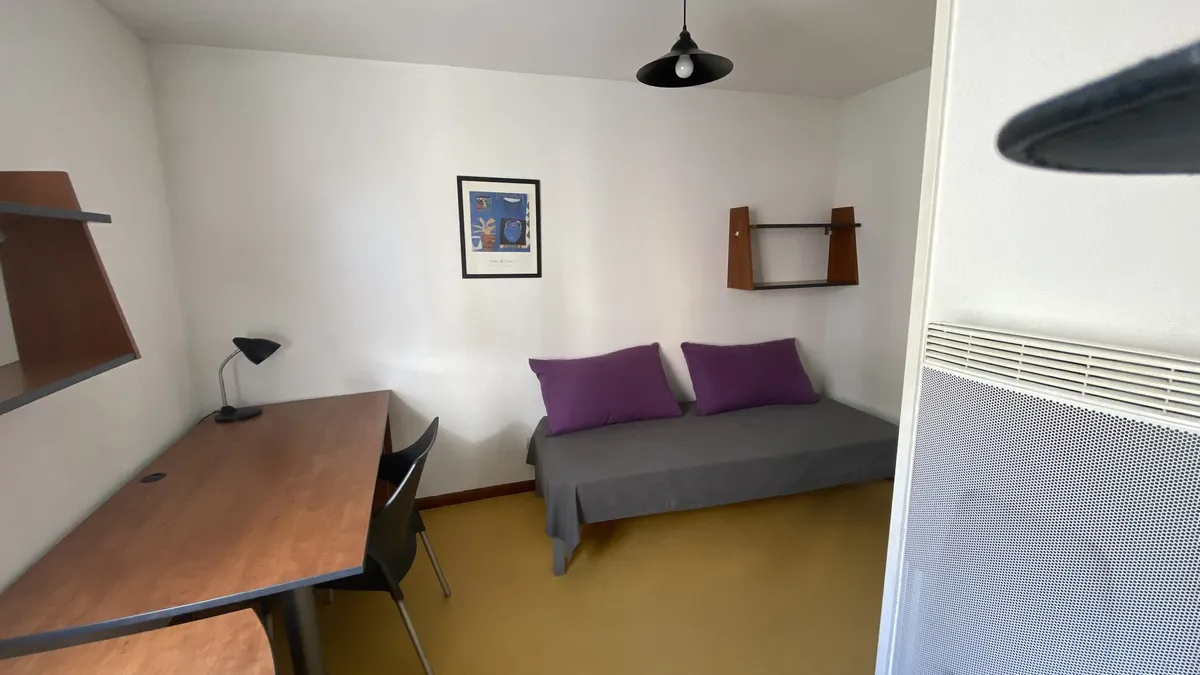 Photo 3